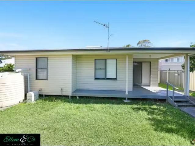 House for rent in Oak Flats Dc, New South Wales
