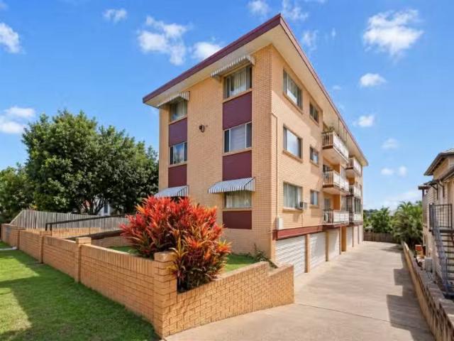 Apartment for rent in Toombul, Queensland