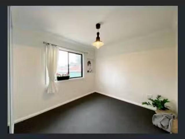 House for rent in Lemongrove, Sydney