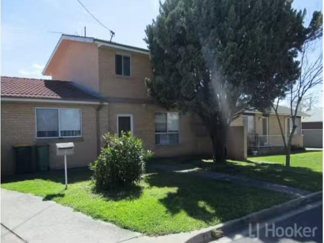 Condo for rent in Queanbeyan