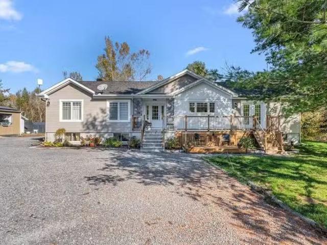 Condo for rent in Clarence-rockland, Ontario