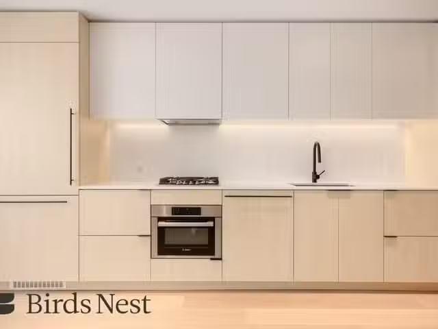 Apartment for rent in Vancouver, British Columbia