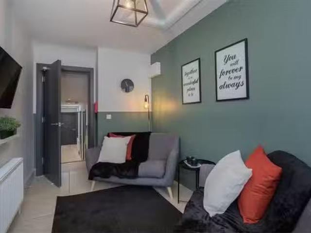 Apartment for rent in Queen's Quarter, Northern Ireland