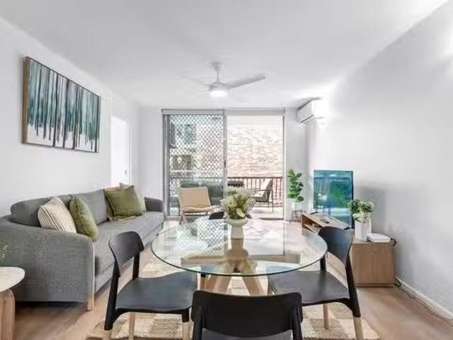 Apartment for rent in Toombul, Queensland