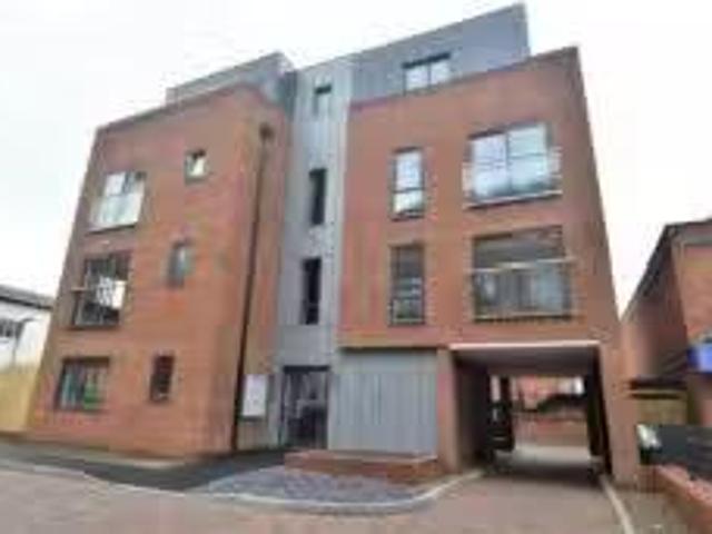 Apartment for rent in Heol-las, Surrey