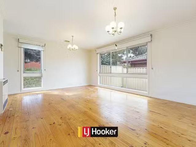 House for rent in Giralang, Australian Capital Territory