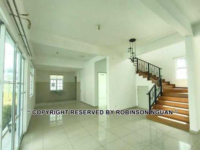 Bungalow for rent in Malaka