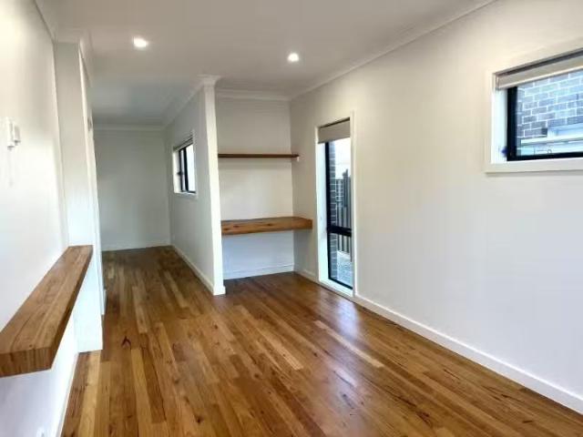 Condo for rent in Wollongong West, New South Wales