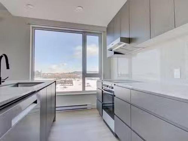 Apartment for rent in St. Leonard's, Quebec