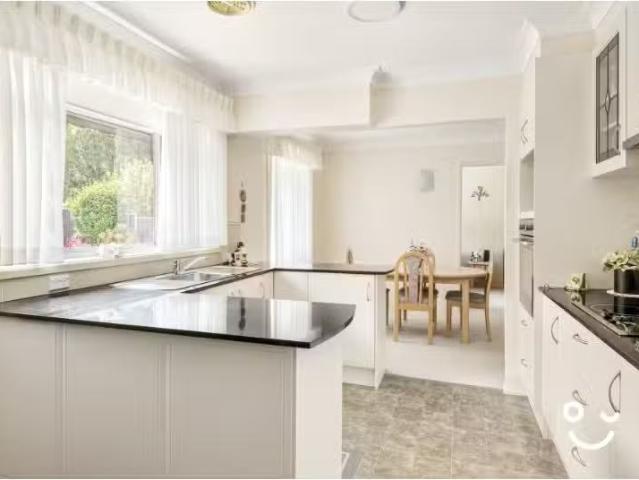House for rent in Wollongong West, New South Wales