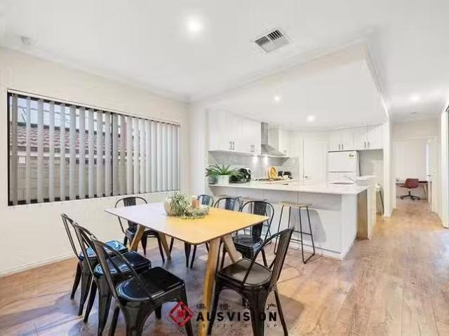 House for rent in Kardinya, Western Australia