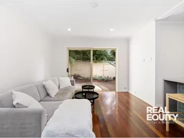 Condo for rent in Sydney, New South Wales