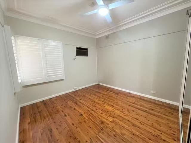 House for rent in Leumeah, New South Wales