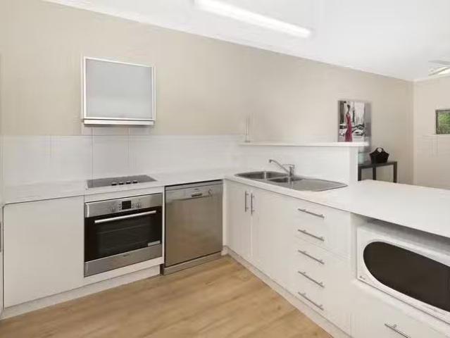 Apartment for rent in South Townsville, Queensland