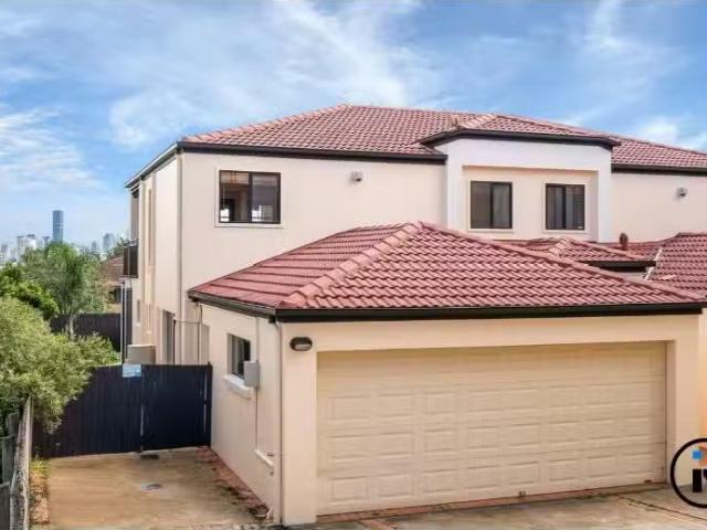 Condo for rent in Toombul, Queensland