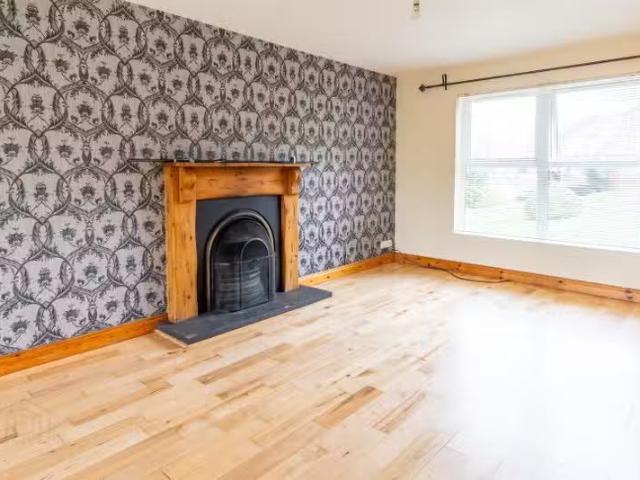 House to rent in Corry, Connacht