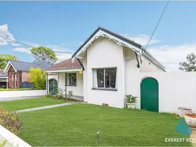 House for rent in Willoughby, New South Wales