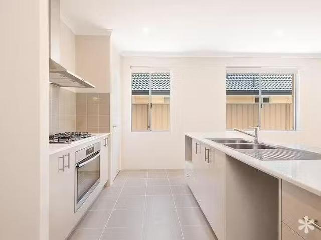 House for rent in Hammond Park, Western Australia
