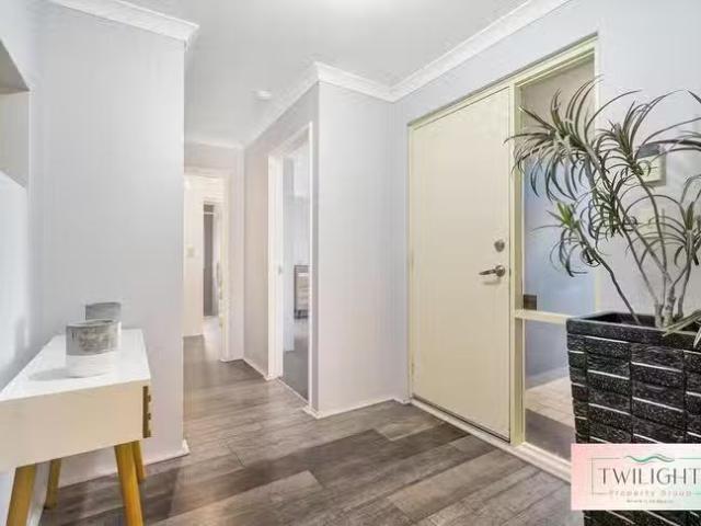 House for rent in Orelia, Western Australia