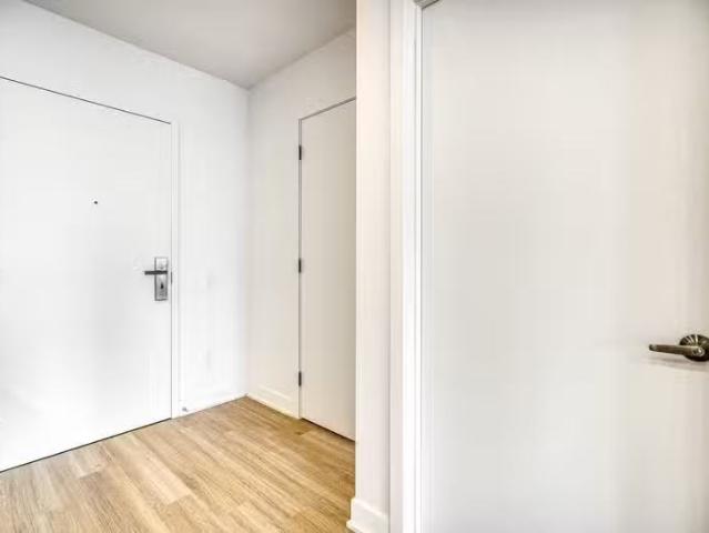 Condo for rent in Roussillon, Quebec