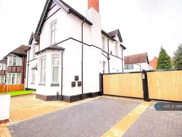 House for rent in Stivichall, West Midlands