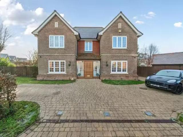 House for rent in Chipstead, Reigate and Banstead