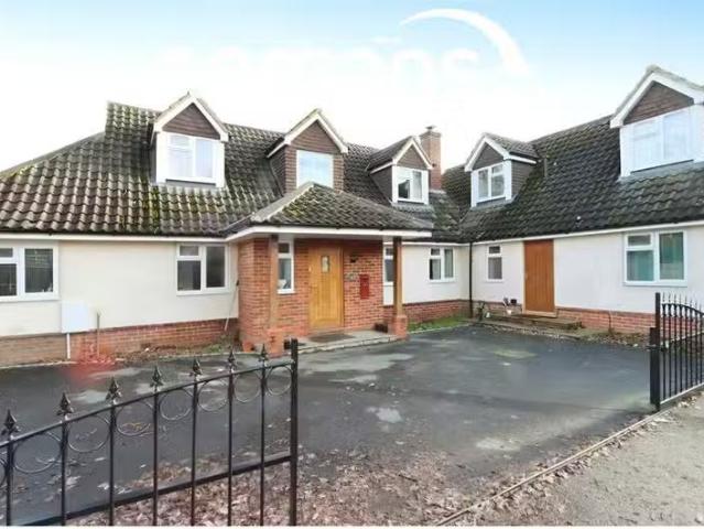 House for rent in Farnborough, Hampshire