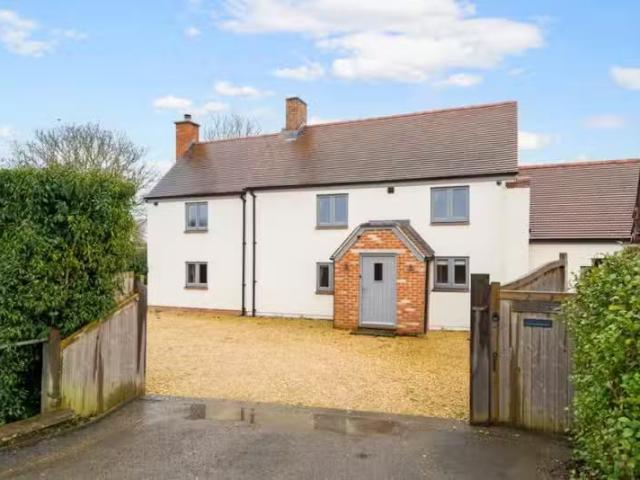 House for rent in Alderminster, Warwickshire