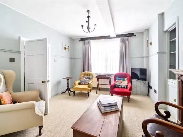 Apartment for rent in Walhampton, Ashurst Bridge