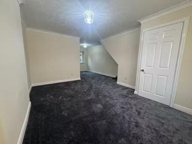 House for rent in Broad Folds, Clayton
