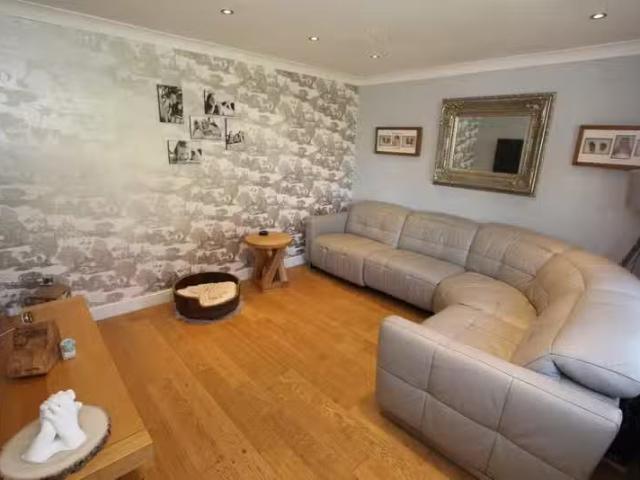House for rent in Eaglesham, Scotland