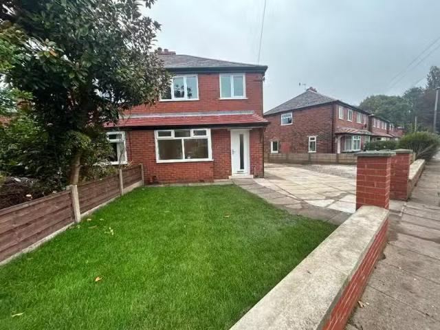 House for rent in Hollins, Bury