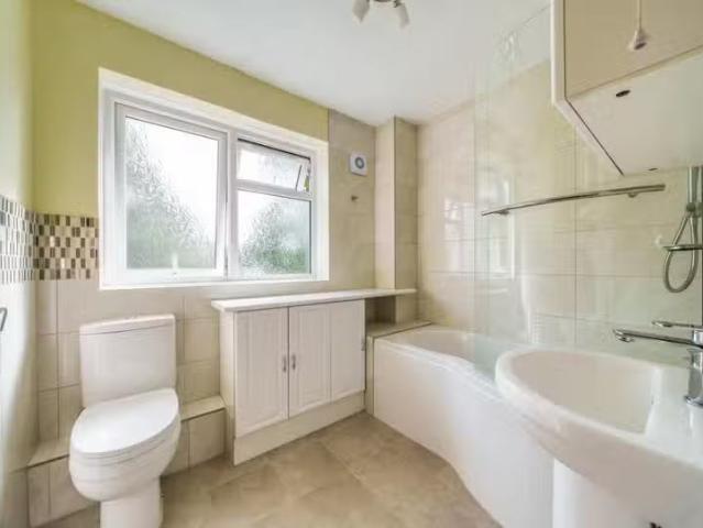 House for rent in Ramsden, Greater London
