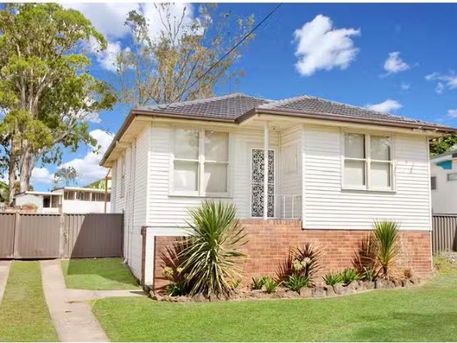 House for rent in Seven Hills, Sydney