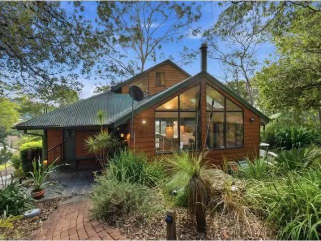 House for rent in Pretty Beach, New South Wales