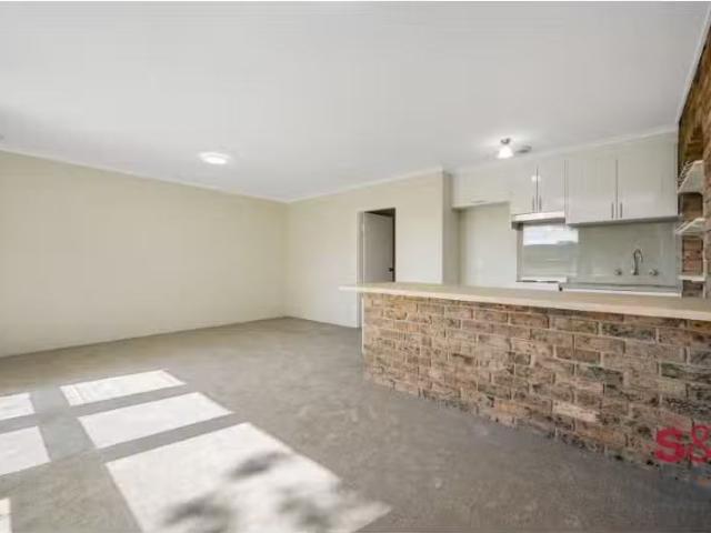 Condo for rent in Woden, Australian Capital Territory