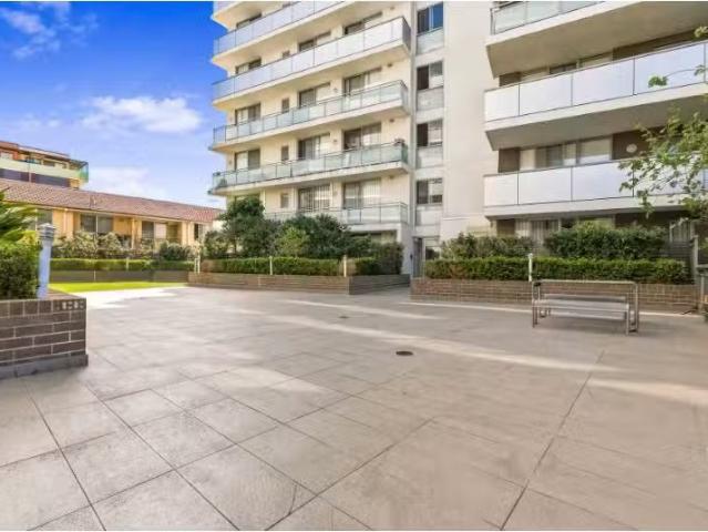 Apartment for rent in Warwick Farm, Sydney