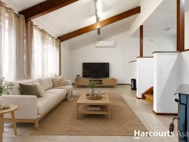 House for rent in Endeavour Hills, Melbourne