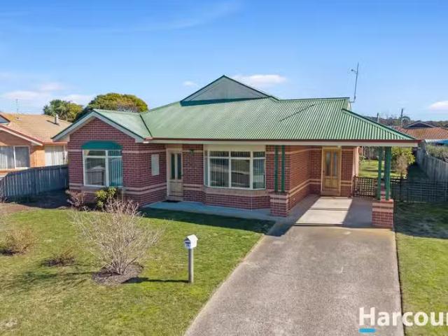 House for rent in Shearwater, Tasmania