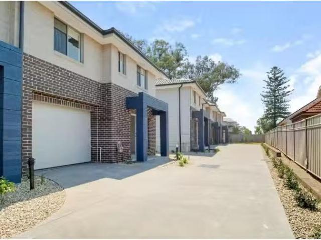Condo for rent in Sydney, New South Wales