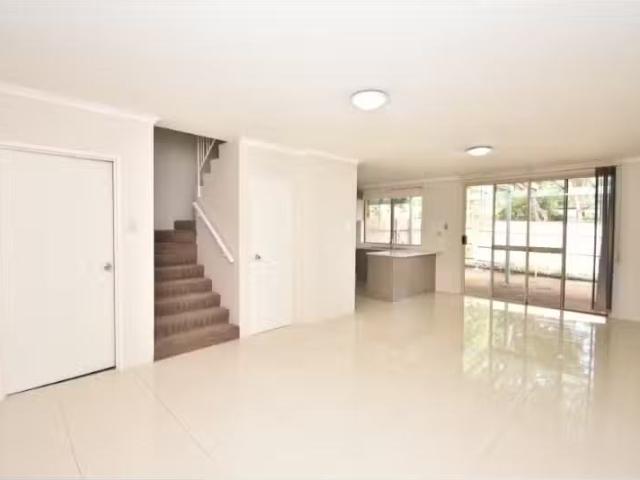 Condo for rent in Sydney, New South Wales