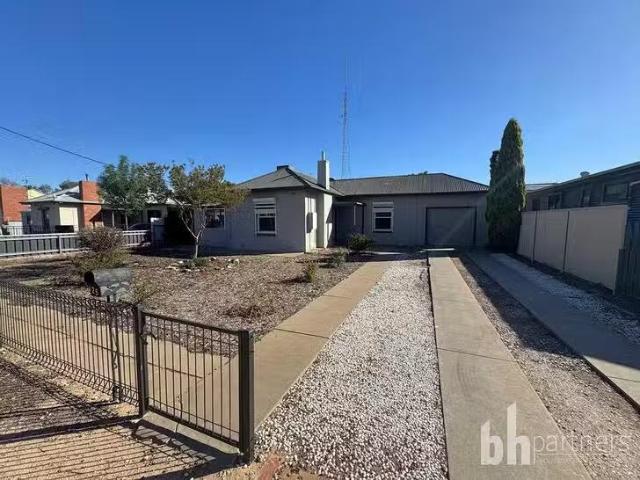 House for rent in Paradise Beach, Victoria