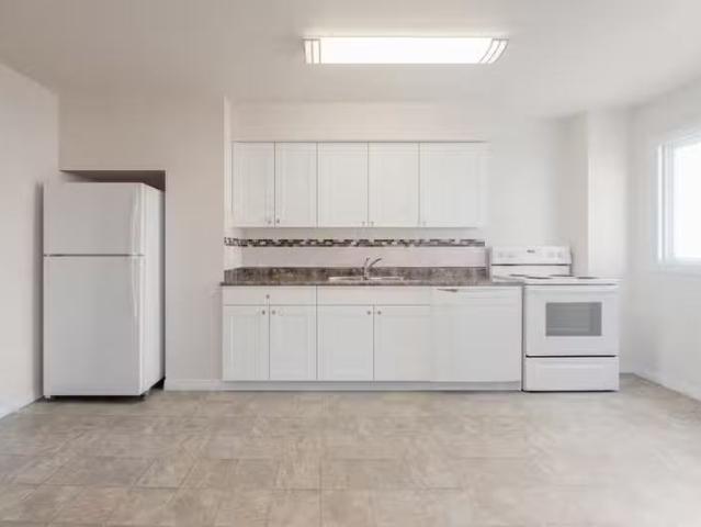 Condo for rent in Wedgewood, Alberta