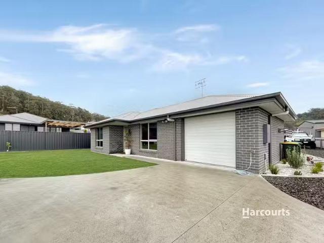 House for rent in Turners Beach, Tasmania