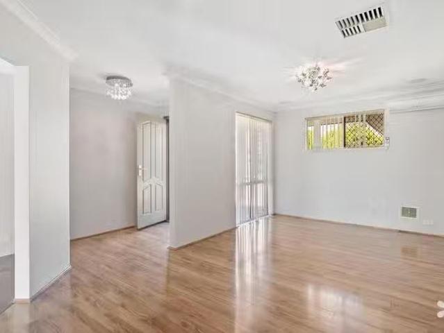 House for rent in Shelley, Western Australia