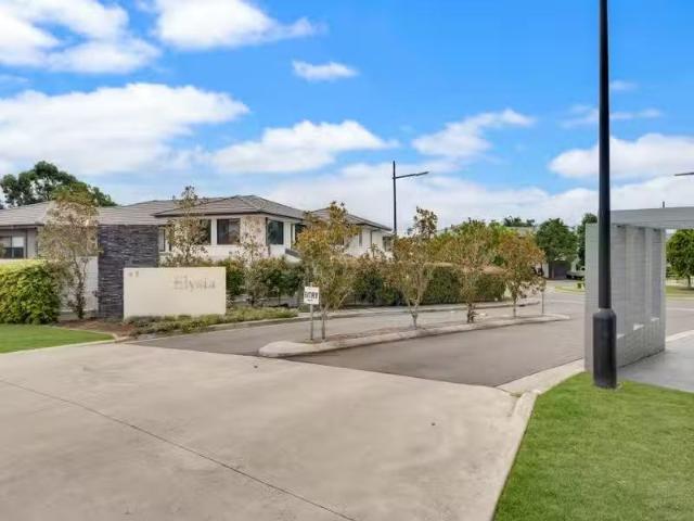 Condo for rent in Sydney, New South Wales