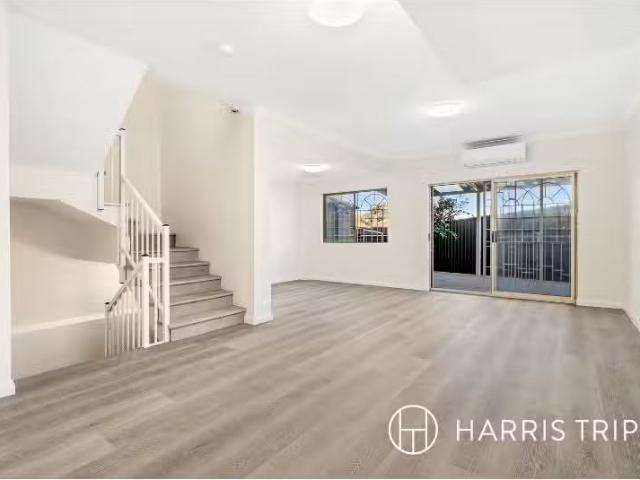 Condo for rent in Sydney, New South Wales
