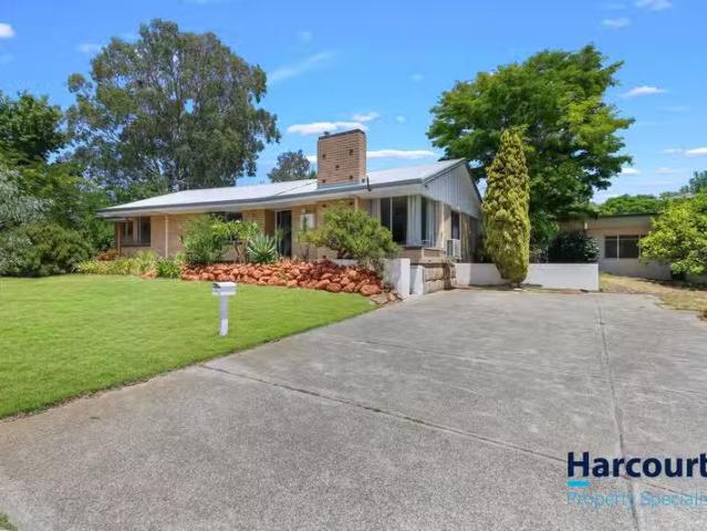 House for rent in Rossmoyne, Western Australia