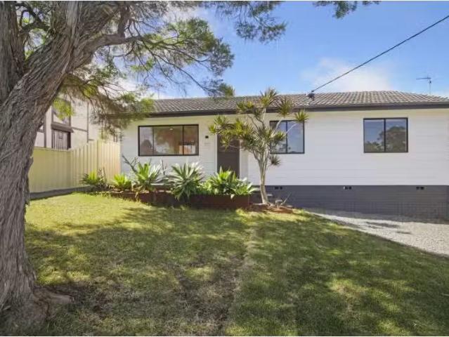 House for rent in Budgewoi, Central Coast Council