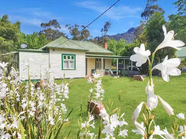 House for rent in Halls Gap, Victoria